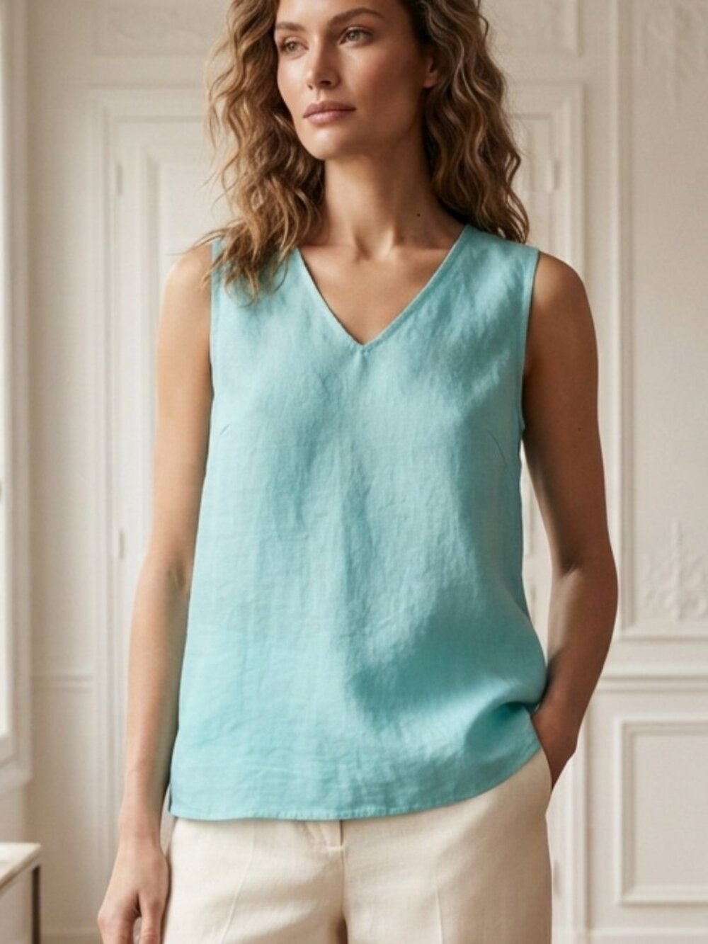 Match Point Light Blue V-Neck 100% Linen Sleeveless Top Size Large